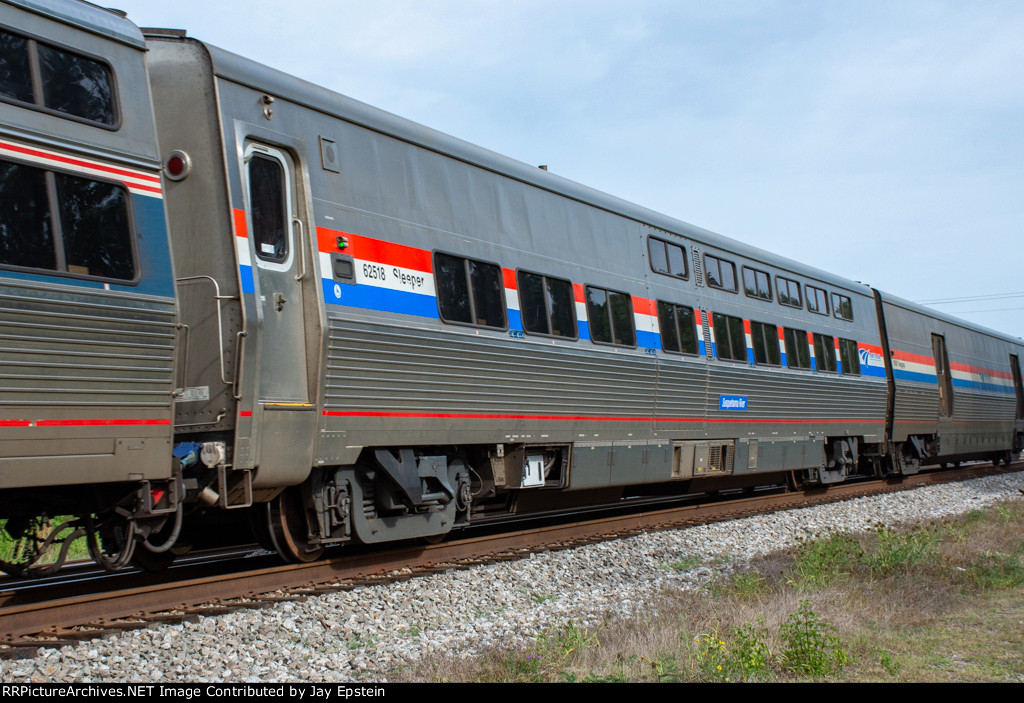 Viewliner "Susquehanna River" rides south on the Silver Meteor 